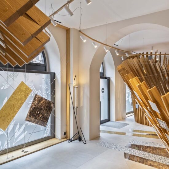 Ragno Showroom Milano 2024 002