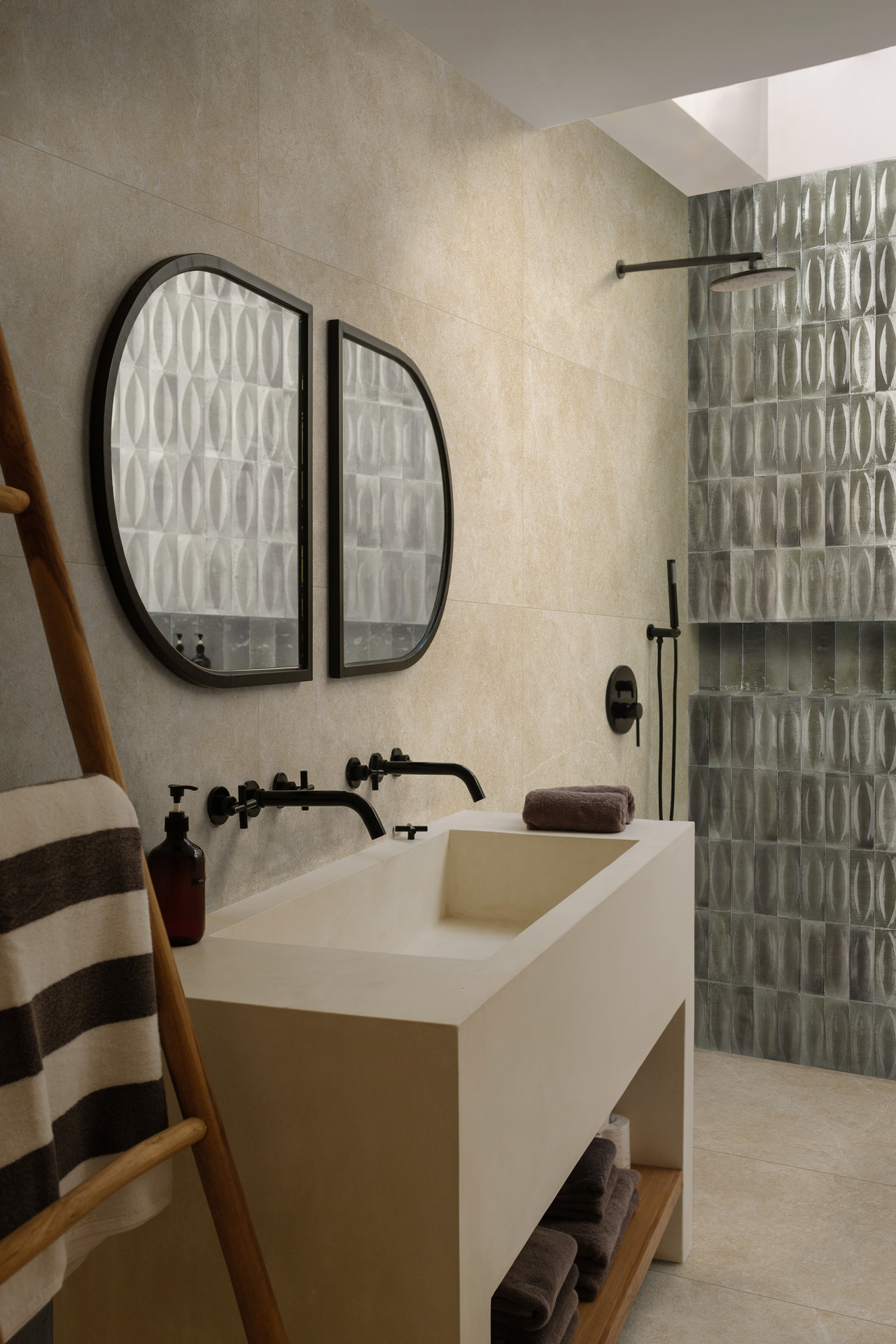 ragno realstone argent 022.jpg