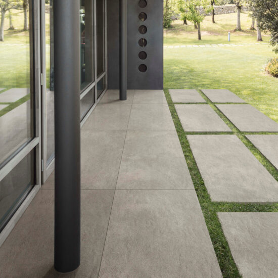 ragno stratford xt20 004.jpg