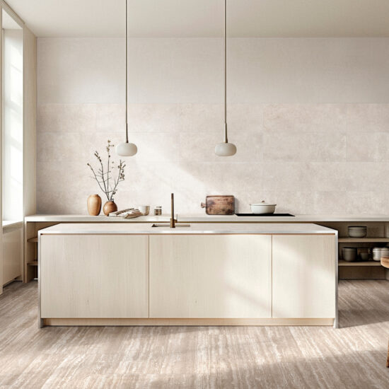 ragno travertino wall 002.jpg